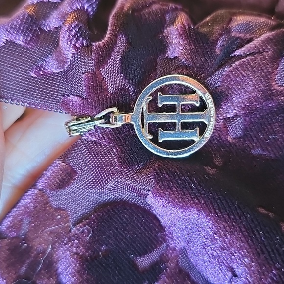 TOMMY HILFIGER BURNOUT VELVET Elegant Purple Floral Wrap Dress. SIZE 6. - Picture 9 of 11